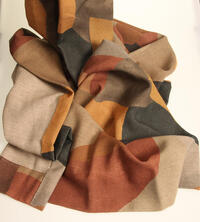 Pieton is een 100% linnen stof die prachtige bedrukking heeft en die jouw interieur een heel eigen persoonlijkheid geeft