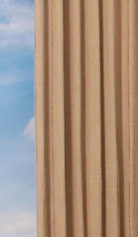 Incourt is een kamerhoge soepelvallende overgordijnstof door een hoge aanwezigheid van katoen en linnen