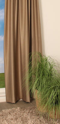 Overgordijn Grinon is een verduisterende weefstof die een warme sfeer in je interieur brengt