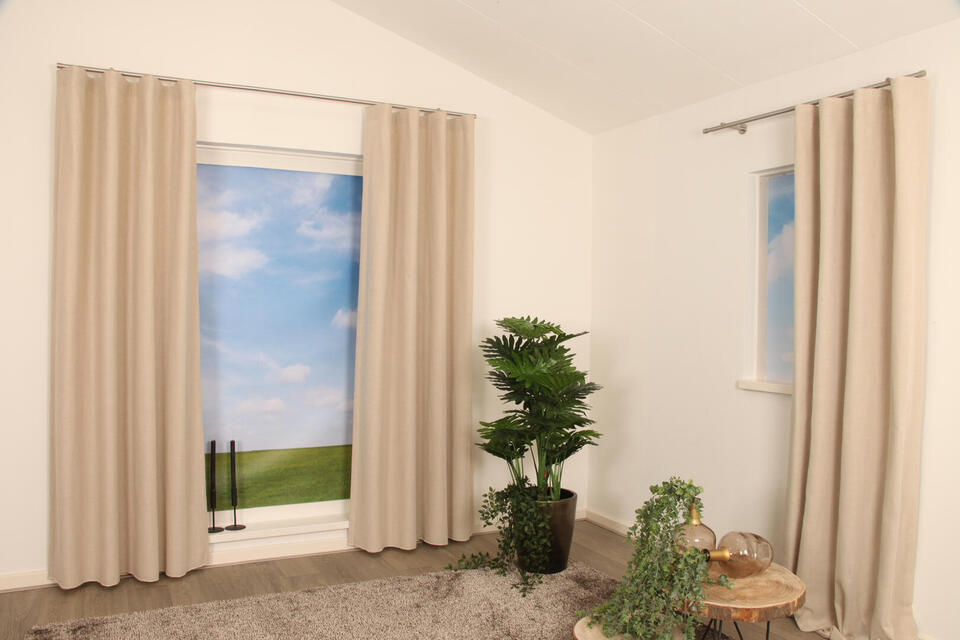 Inbetween Retwist is kamerhoge stof met een linnenlook in twee kleuren garens en in verschillende garendiktes