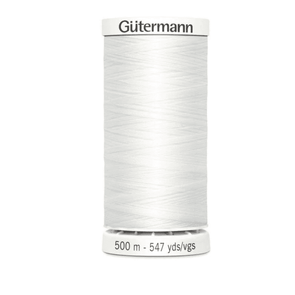 Gutermann 500m naaimachine garen is te gebruiken voor de machine en voor de hand.