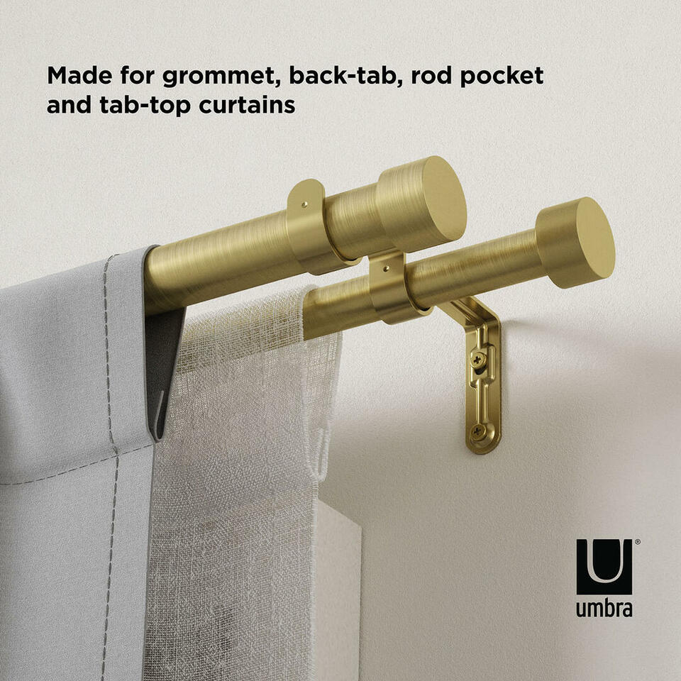 De Cappa gordijnroede van Umbra heeft een metalen finish waardoor deze modern en klassiek oogt